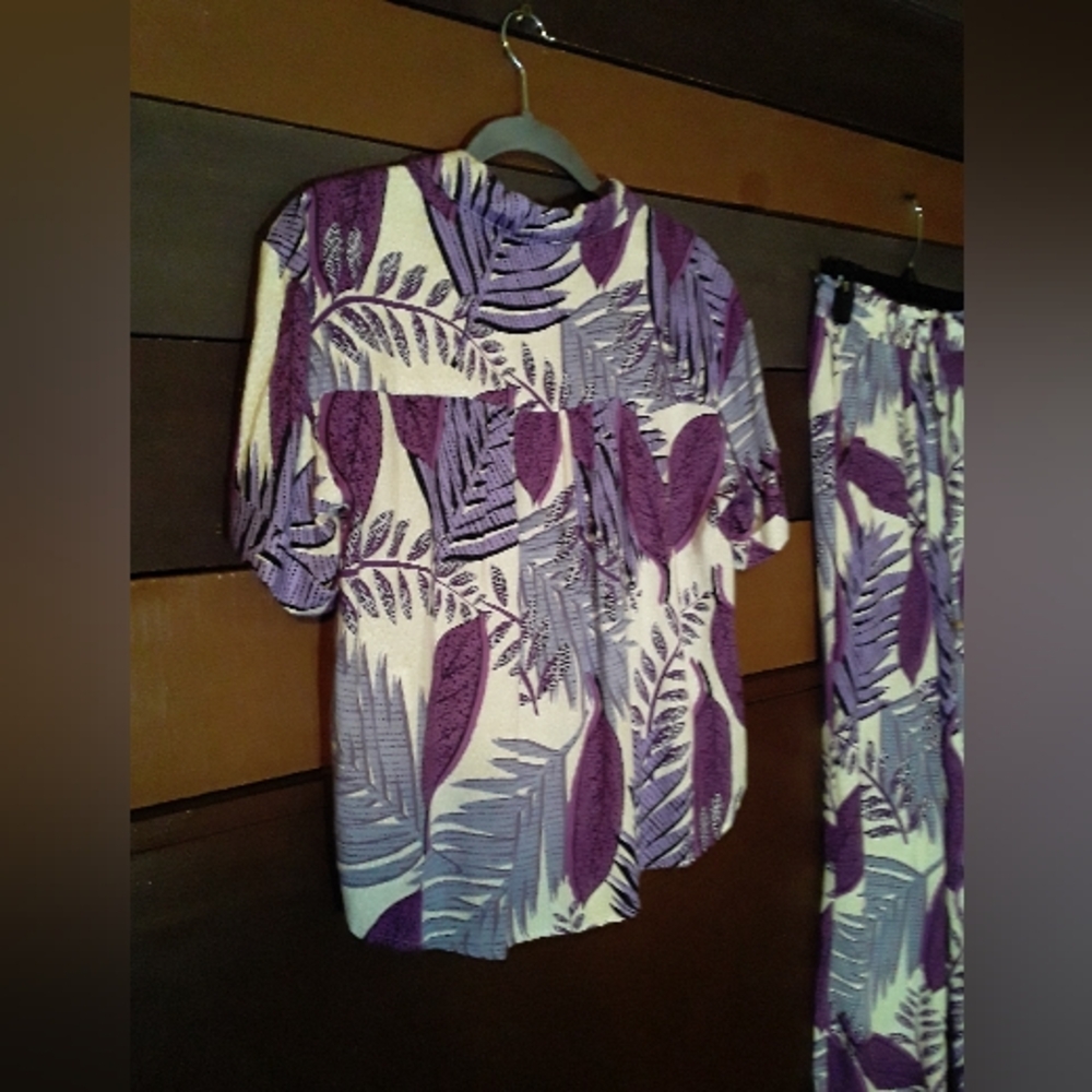 NWOT Small Jane + Delancey Purple floral Gorgeous Night/leisure Outfit - Picture 4 of 12